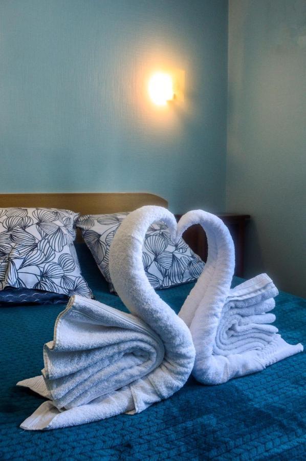 Hotel Le Pommeil Guéret Dış mekan fotoğraf