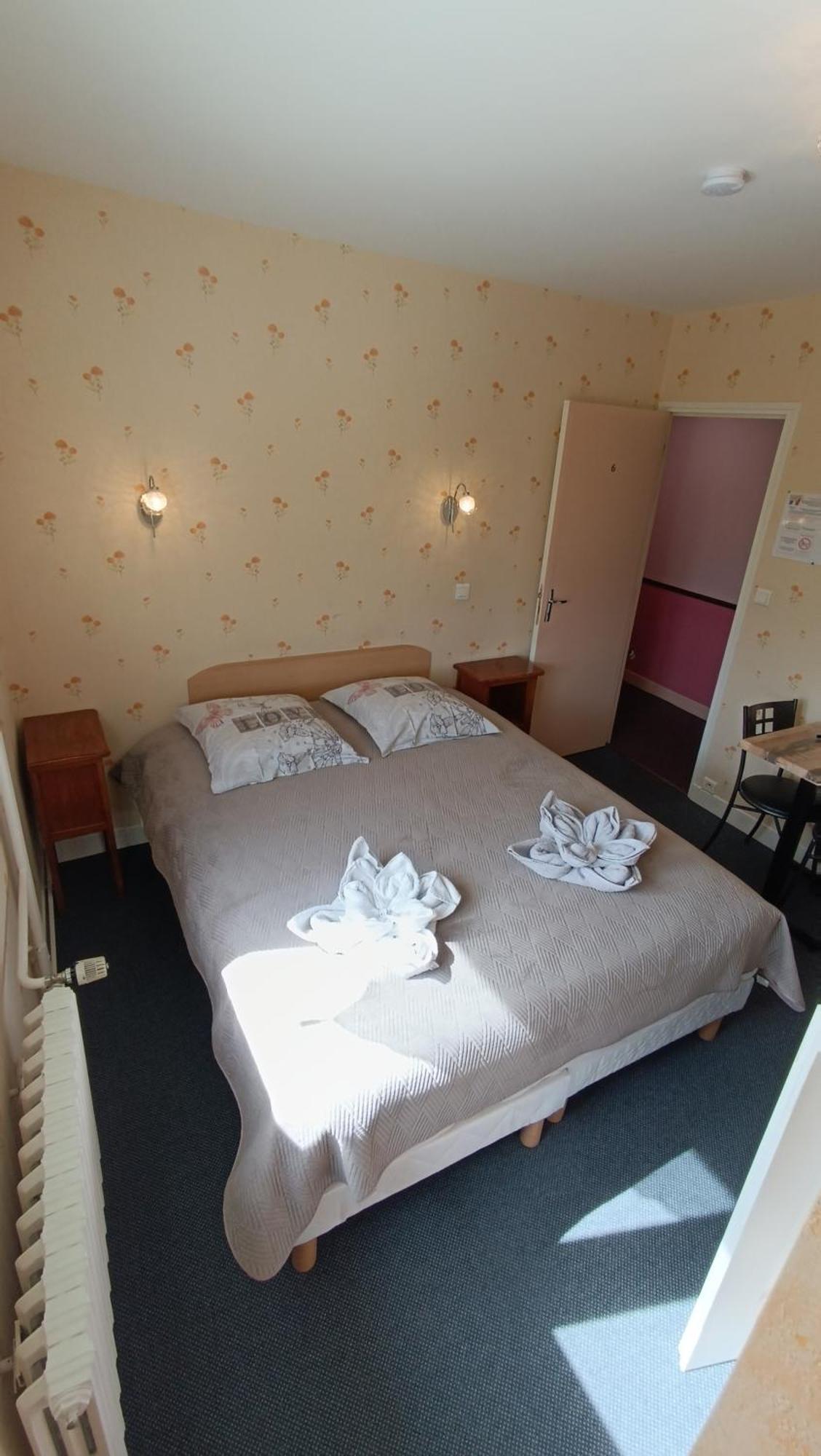 Hotel Le Pommeil Guéret Dış mekan fotoğraf
